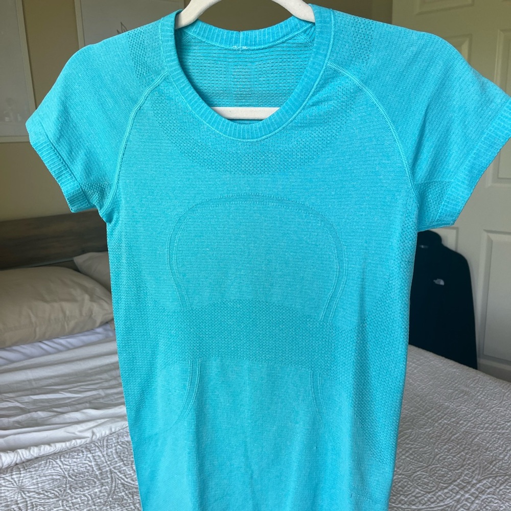 Blue lululemon swiftly tee